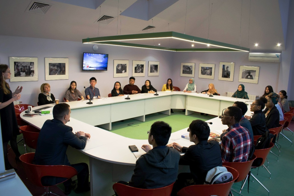 جامعة سيتشينوف اليوم — التعليم، البحث العلمي، والعيادات