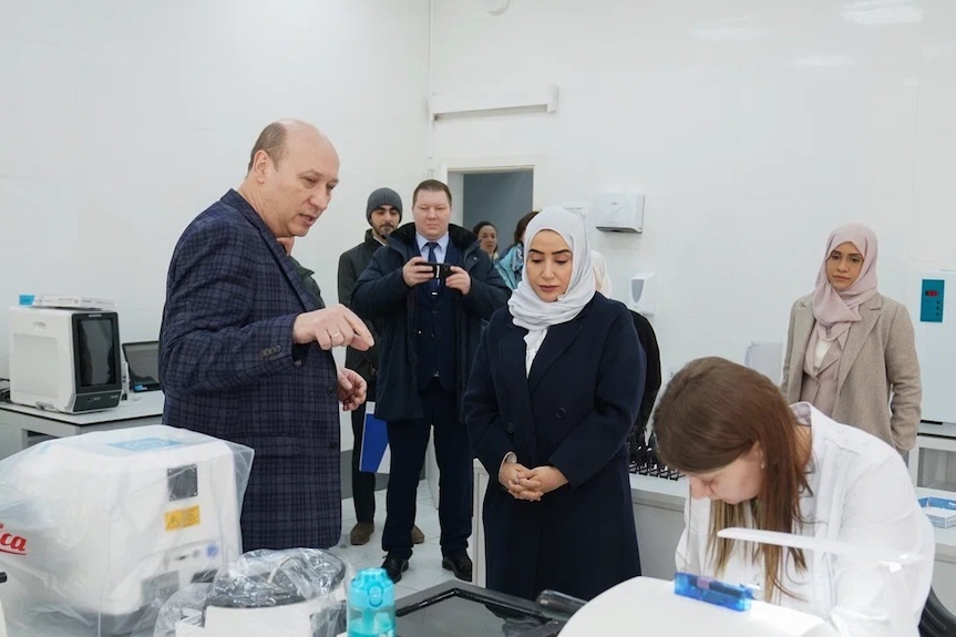 أهمية الخبرة الدولية في المسار الطبي والمزايا الرئيسية للأطباء المستقبليين